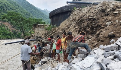  बाढीले क्षतिग्रस्त काभ्रेको खानेपानी आयोजना पुनः निर्माणमा एडिबीले पनि सहयोग गर्ने 